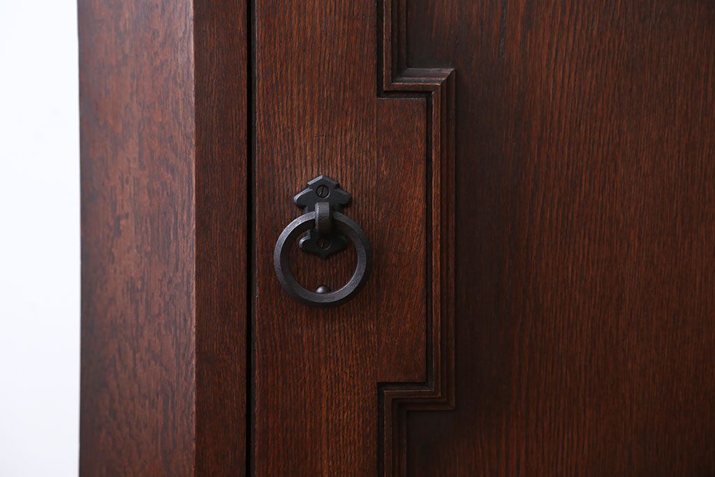 中古　美品!永田良介商店製の優美で高級なコーナーキャビネット(定価約42万円)