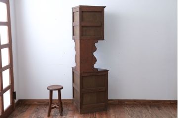 中古　美品!永田良介商店製の優美で高級なコーナーキャビネット(定価約42万円)