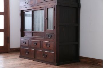 アンティーク家具　古民具・骨董　前面欅材のアンティーク重ね食器棚