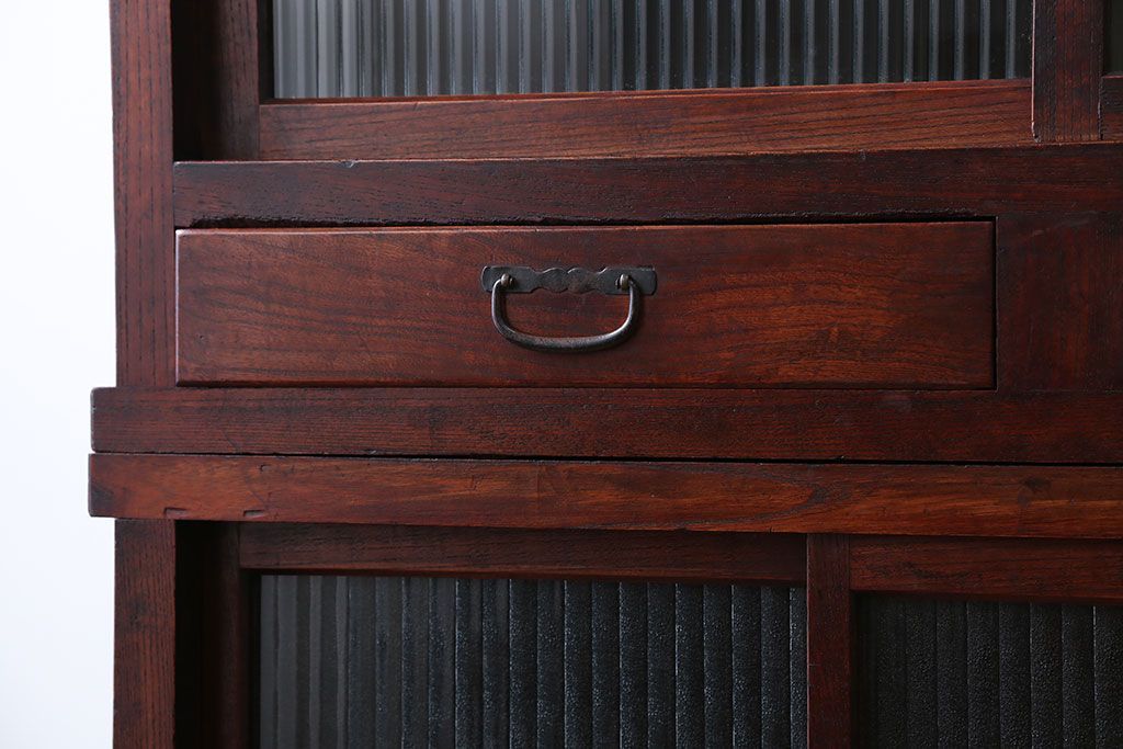 アンティーク家具　古民具・骨董　前面欅材のアンティーク重ね食器棚