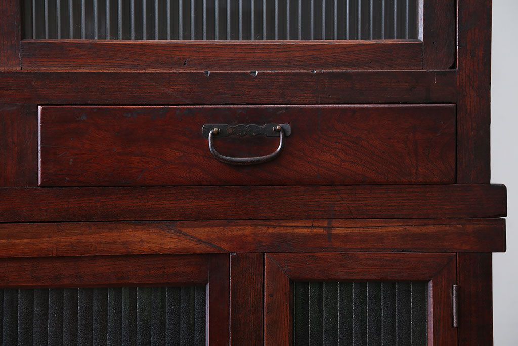 アンティーク家具　古民具・骨董　前面欅材のアンティーク重ね食器棚