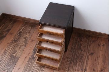 レトロ家具　アンティーク　ネームプレート付き!レトロな小引き出し