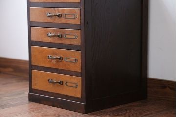 レトロ家具　アンティーク　ネームプレート付き!レトロな小引き出し