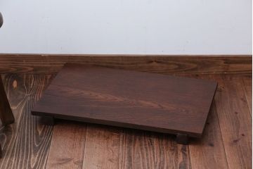 アンティーク雑貨　アンティーク　DIYにもぴったり!古いナラ材の小さな脚付き飾り台