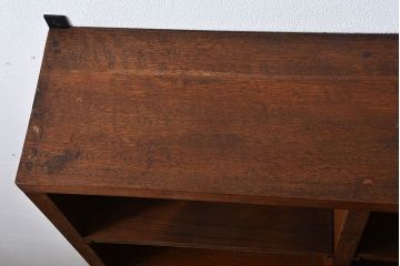 アンティーク家具　アンティーク　シンプルでナチュラルな縦型の壁掛けマス目飾り棚(2)