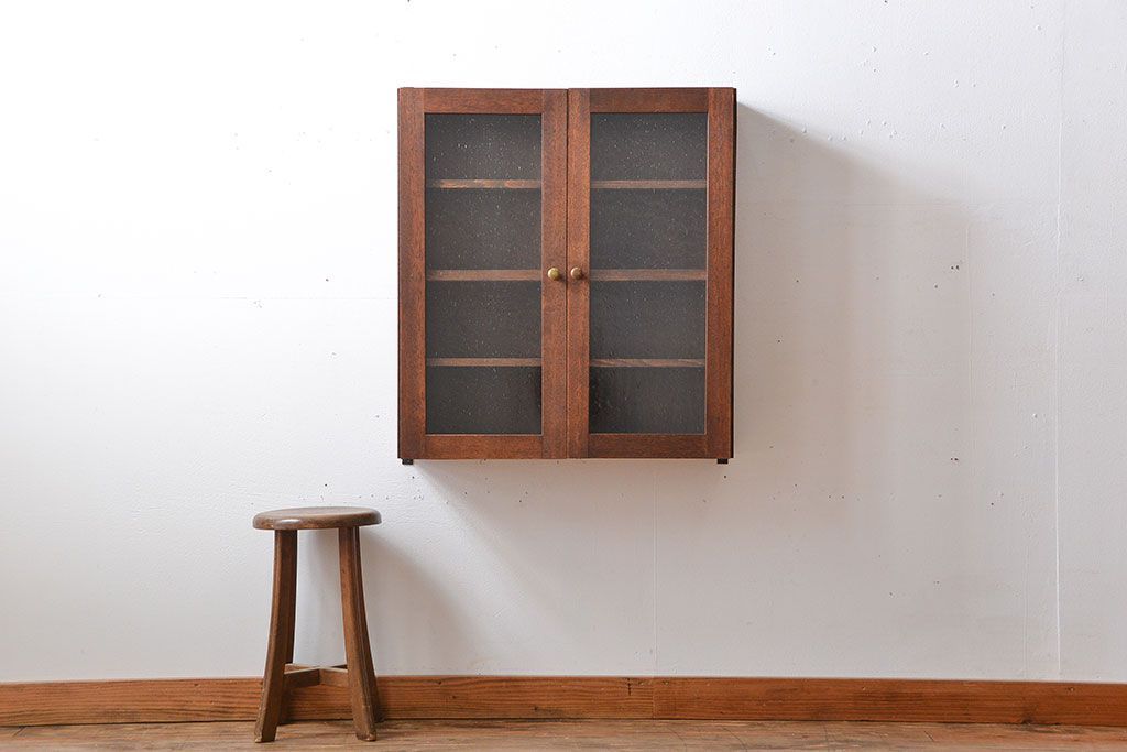 アンティーク家具　アンティーク　気泡ガラス入り!シンプルでナチュラルな縦型の壁掛け戸棚(2)