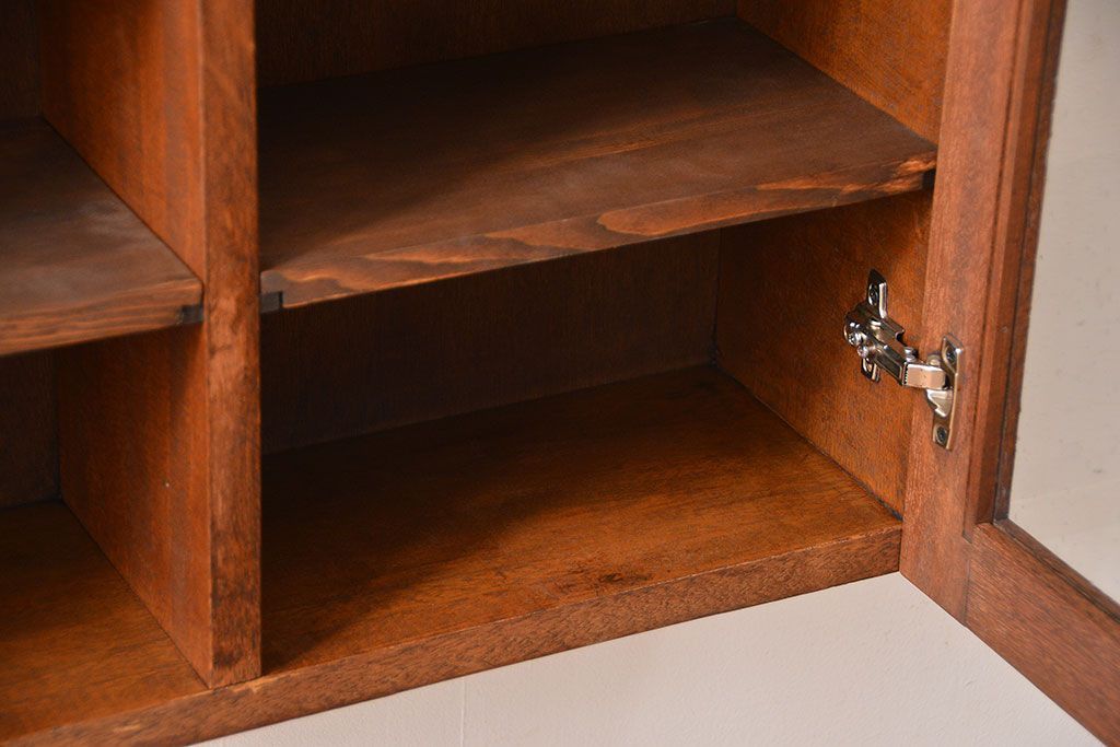 アンティーク家具　アンティーク　気泡ガラス入り!シンプルでナチュラルな縦型の壁掛け戸棚(2)