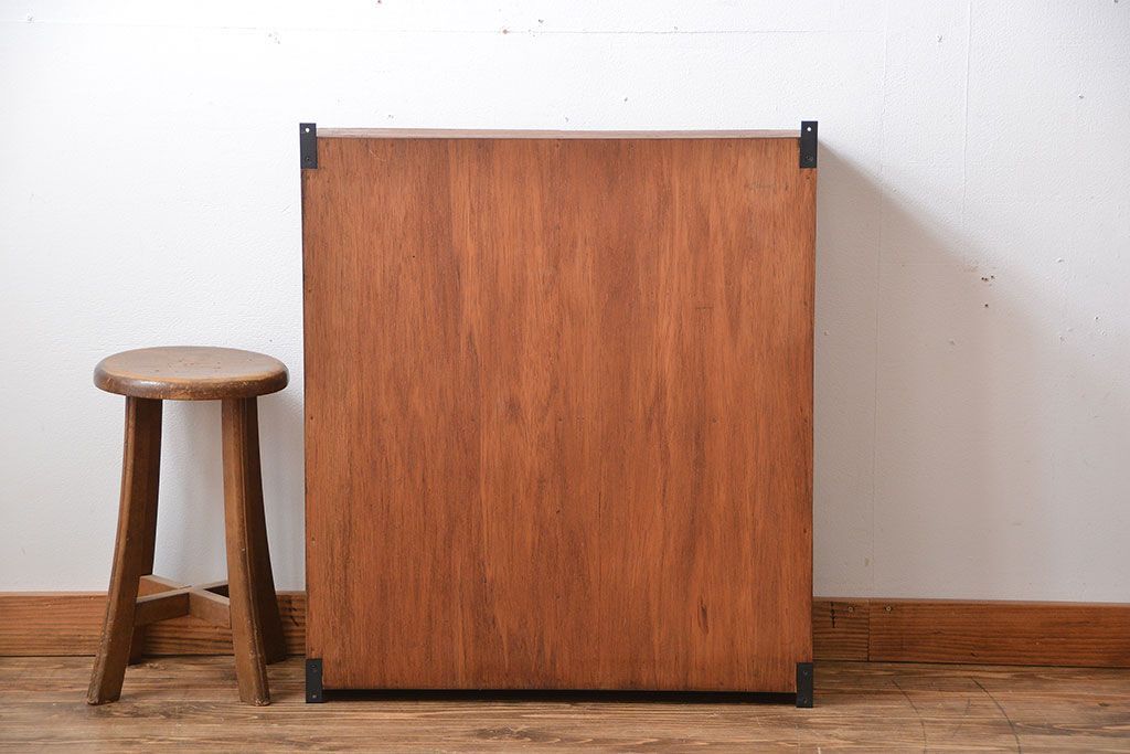 アンティーク家具　アンティーク　気泡ガラス入り!シンプルでナチュラルな縦型の壁掛け戸棚(2)