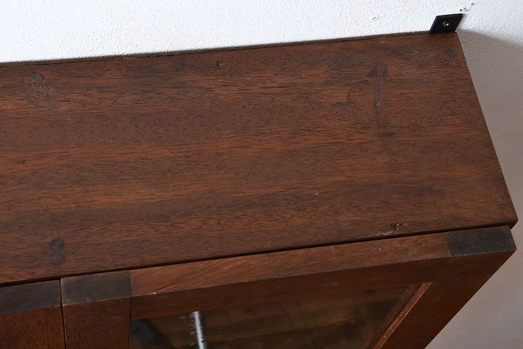 アンティーク家具　アンティーク　気泡ガラス入り!シンプルでナチュラルな縦型の壁掛け戸棚(3)