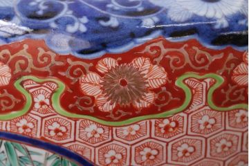 アンティーク雑貨　古民具・骨董　明治〜大正時代　古い色絵火鉢 (窓絵・十錦手)