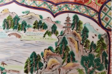 アンティーク雑貨　古民具・骨董　明治〜大正時代　古い色絵火鉢 (窓絵・十錦手)