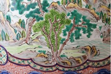 アンティーク雑貨　古民具・骨董　明治〜大正時代　古い色絵火鉢 (窓絵・十錦手)