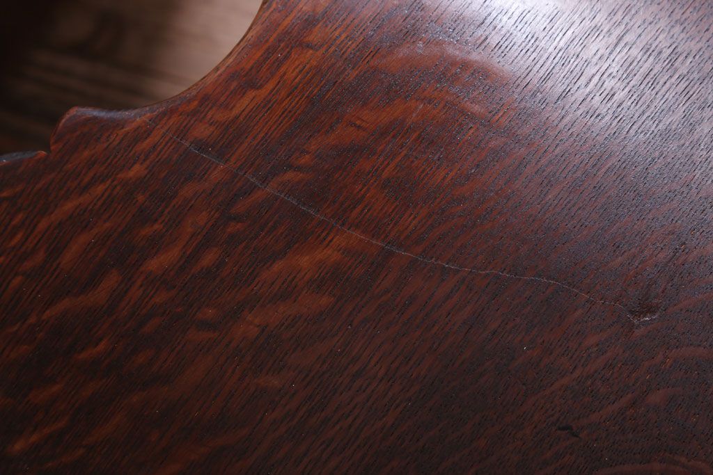 アンティーク家具　フランスアンティーク　本革座面のかわいいダイニングチェア(1)