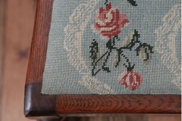 アンティーク家具　フランスアンティーク　オーク材!ゴブラン織り座面のおしゃれなダイニングチェア(1)