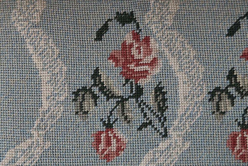 アンティーク家具　フランスアンティーク　オーク材!ゴブラン織り座面のおしゃれなダイニングチェア(1)