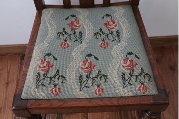 アンティーク家具　フランスアンティーク　オーク材!ゴブラン織り座面のおしゃれなダイニングチェア(2)