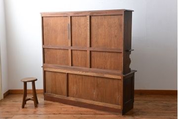 中古　高級品!永田良介商店製リボン彫刻入り飾り棚(カップボード)(定価824000円)