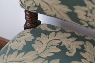 中古　イギリス製　オーク材の優雅なツイストレッグダイニングチェア(1)