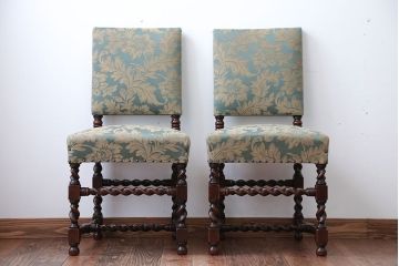 中古　イギリス製　オーク材の優雅なツイストレッグダイニングチェア2脚セット(2)