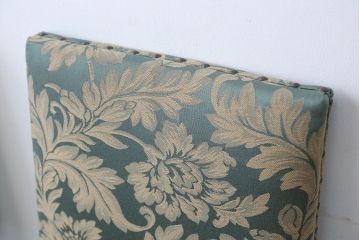 中古　イギリス製　オーク材の優雅なツイストレッグダイニングチェア2脚セット(2)