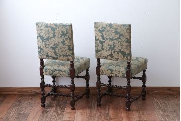 中古　イギリス製　オーク材の優雅なツイストレッグダイニングチェア2脚セット(2)