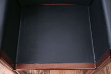 中古 イタリアMERITALIA(メリタリア)製本革の1人掛けアームソファ