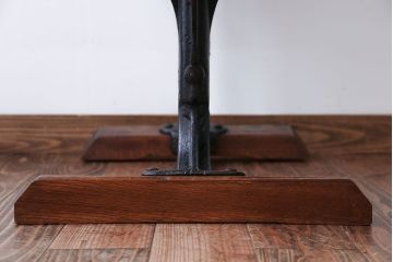 アンティーク家具　イギリスアンティーク　オーク材!チェア付き鉄脚スクールデスク