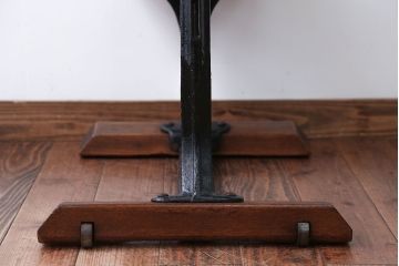 アンティーク家具　イギリスアンティーク　オーク材!チェア付き鉄脚スクールデスク