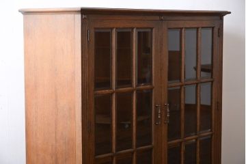 中古　高級品!永田良介商店製　面取りガラス扉の脚付きキャビネット(定価約68万円)