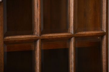 中古　高級品!永田良介商店製　面取りガラス扉の脚付きキャビネット(定価約68万円)