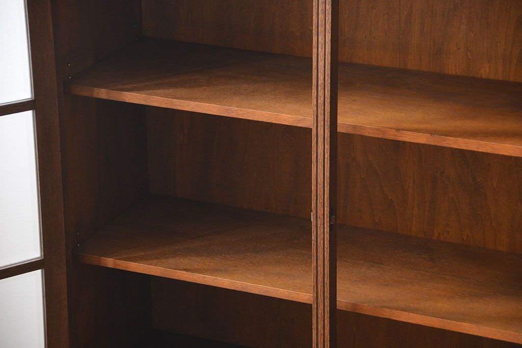 中古　高級品!永田良介商店製　面取りガラス扉の脚付きキャビネット(定価約68万円)