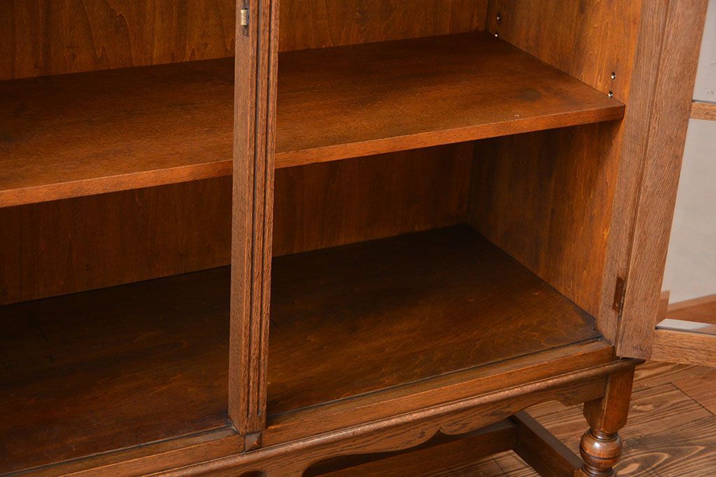 中古　高級品!永田良介商店製　面取りガラス扉の脚付きキャビネット(定価約68万円)