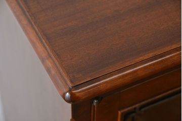 中古　神戸元町欧風家具メープル不二屋製　マホガニー材の高級キャビネット(定価約30万円)