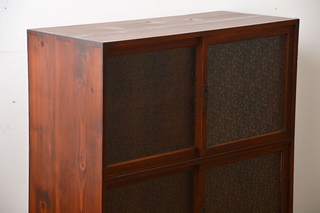 アンティーク家具　アンティーク　ダイヤガラス引き戸付き古い木製のマス目収納棚