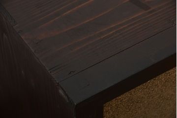 アンティーク家具　アンティーク　ダイヤガラス引き戸付き古い木製の横型収納棚