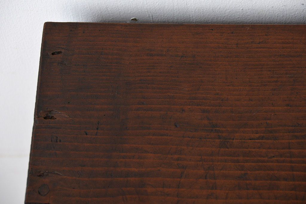 アンティーク家具　アンティーク　古い木製の引き出し付き縦型戸棚