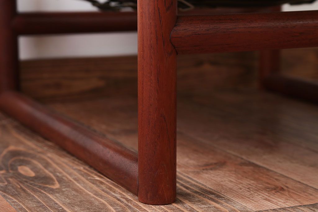 ヴィンテージ家具　USビンテージ　ジャクソンファニチャーの本革製チェア(オットマン付き)