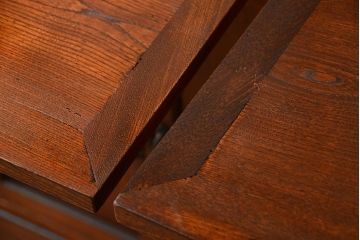 レトロ家具　昭和レトロ　古いナラ材の上質な脚付き食器棚