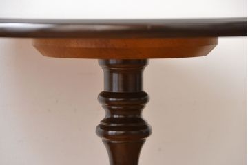中古　飛騨産業　優雅なオケージョナルテーブル(サイドテーブル)