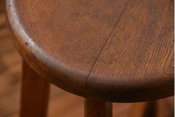 レトロ家具　昭和レトロ　シンプルでかわいい古いナラ材のアンティーク丸スツール(1)