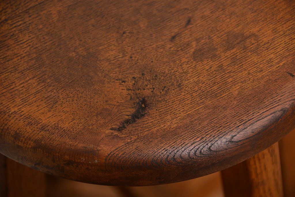 レトロ家具　昭和レトロ　シンプルでかわいい古いナラ材のアンティーク丸スツール(1)