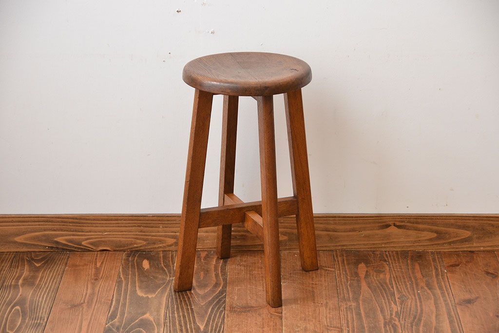 レトロ家具　昭和レトロ　シンプルでかわいい古いナラ材のアンティーク丸スツール(1)