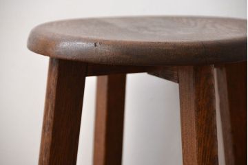 レトロ家具　昭和レトロ　シンプルでかわいい古いナラ材のアンティーク丸スツール(2)
