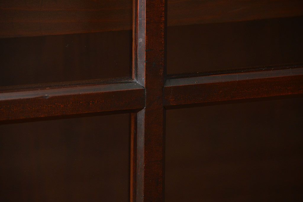 アンティーク家具　和製アンティーク　古い木製の大振りな鉄脚付き引き戸収納棚