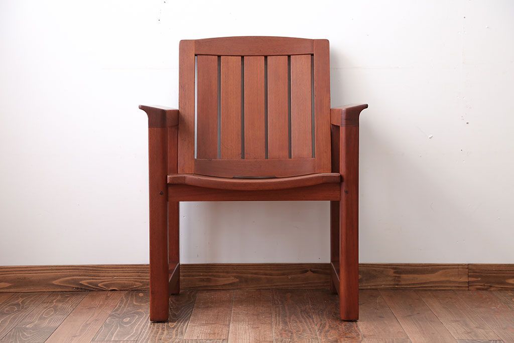 中古　TERRA(テラ)チーク材のアームチェア(1)