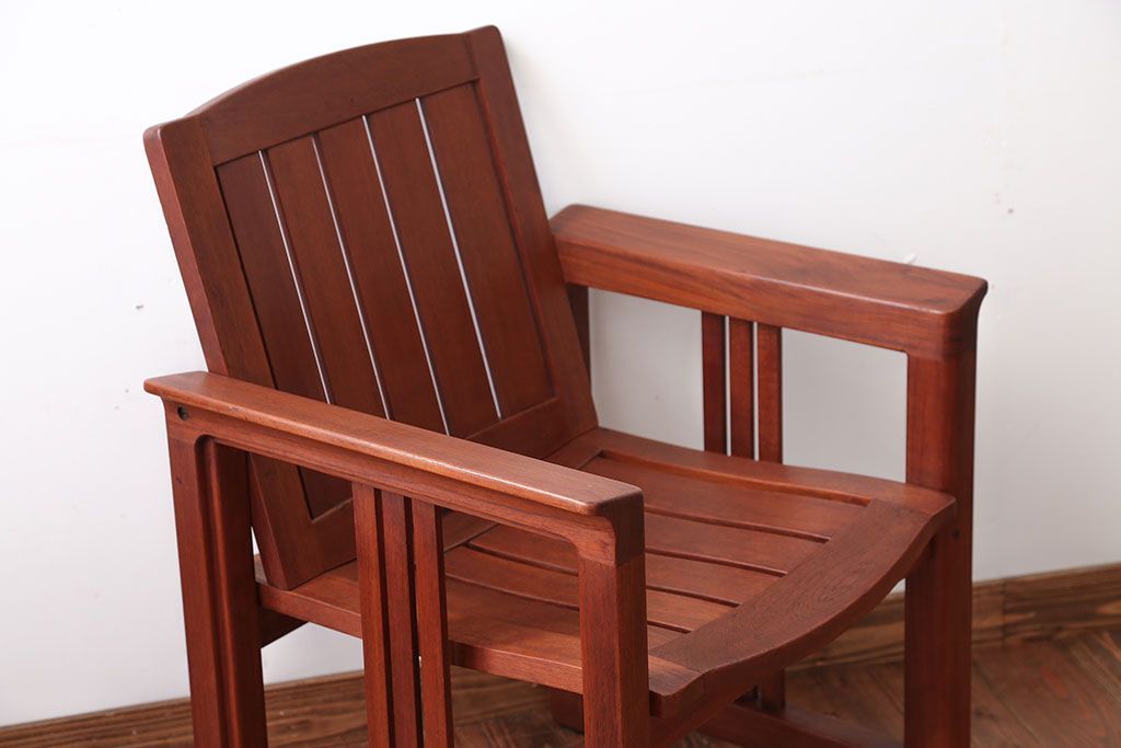 中古　TERRA(テラ)チーク材のアームチェア(1)