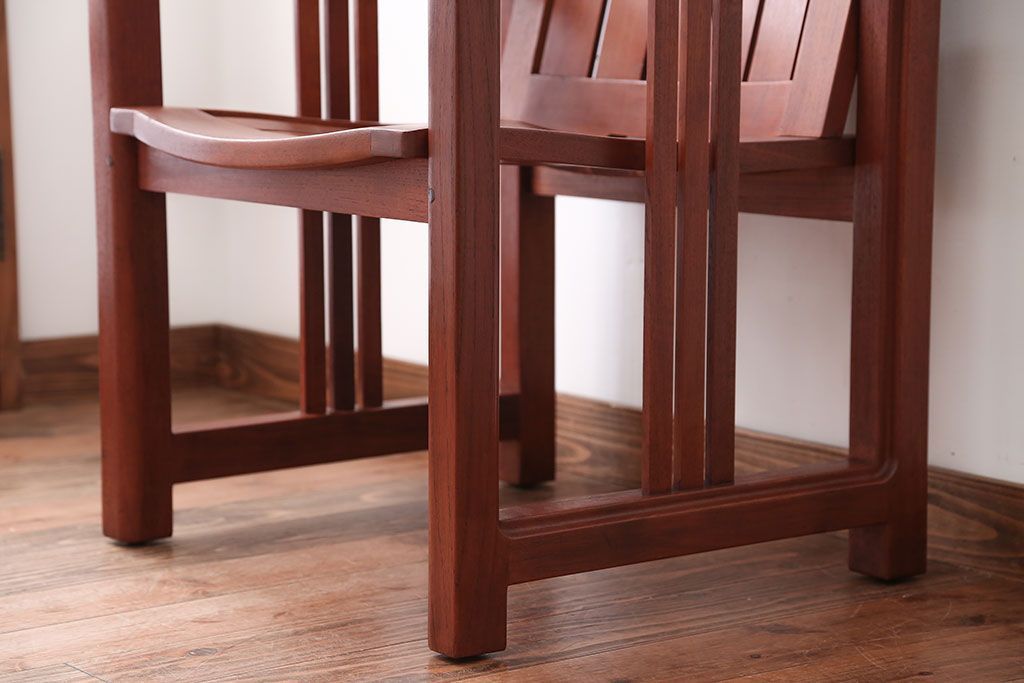 中古　TERRA(テラ)チーク材のアームチェア(1)