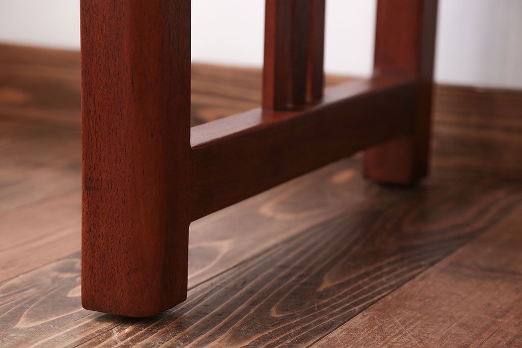 中古　TERRA(テラ)チーク材のアームチェア(1)