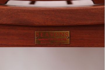 中古　TERRA(テラ)チーク材のアームチェア(1)