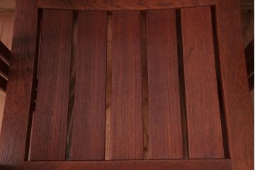 中古　TERRA(テラ)チーク材のアームチェア(2)